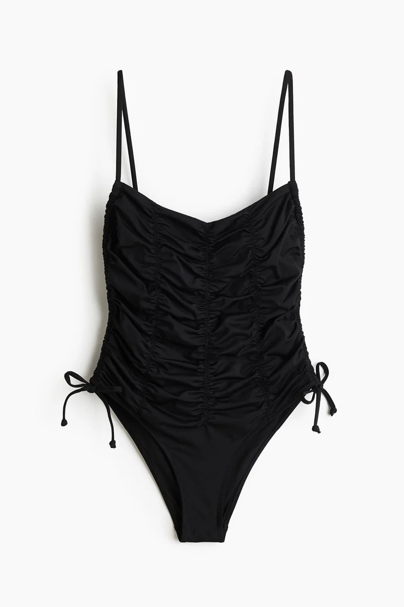 اتش اند ام ملابس سباحة بأرجل عالية وقوالب مبطّنة